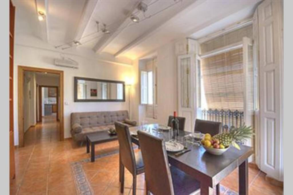 Main Central Station Apartment Valencia Ngoại thất bức ảnh